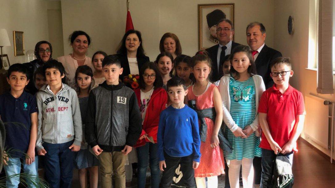 23 Nisan Ulusal Egemenlik ve Çocuk Bayramında çocukların Başkonsolosluk ziyareti.